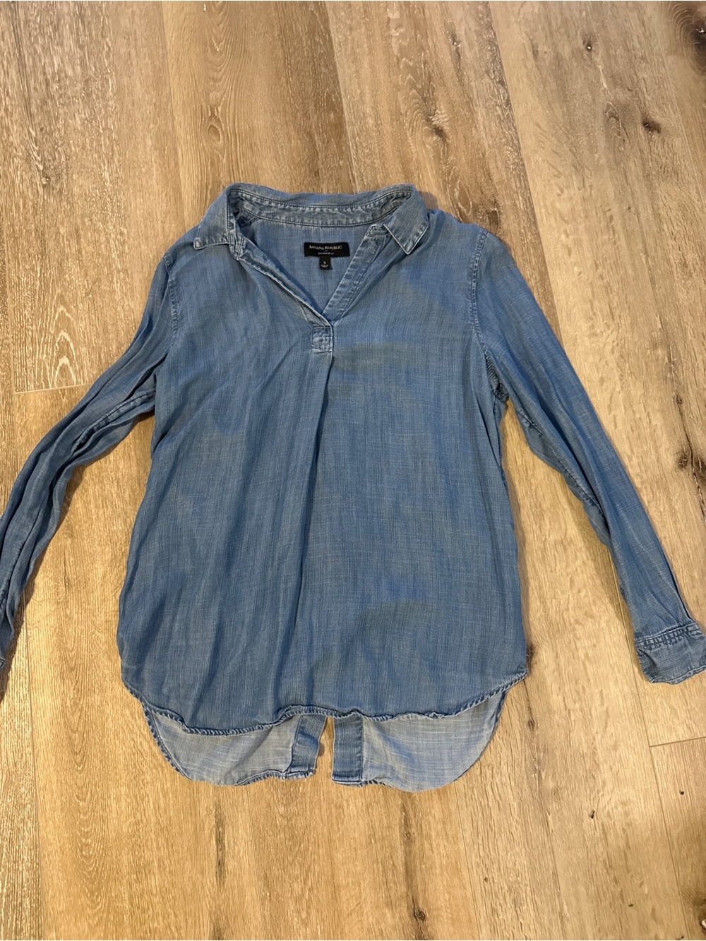 Banana Republic Light Blue Denim-like Long Sleeve Blouse